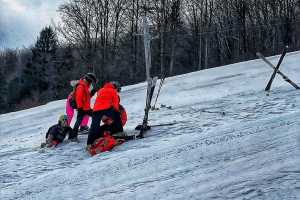 Ošetrenie úrazu a príprava na transport.