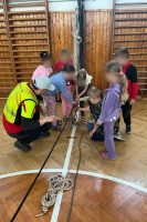 Ukážky činnosti Horskej služby v ZŠ Kláštor pod Znievom (05/2025)